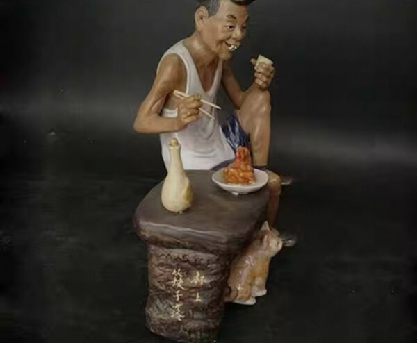 CER00973-Hand Painted Elderly Man Figurine-04 - Image 8